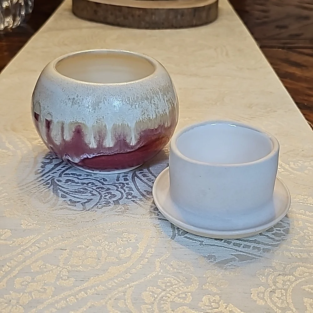 Pine Eddy Ceramic Handmade Burgundy & Cream Butter Crock/Bell